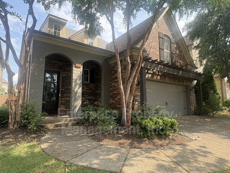 Bright property image