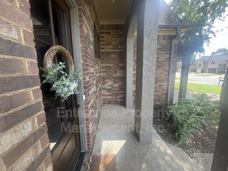 Bright property image