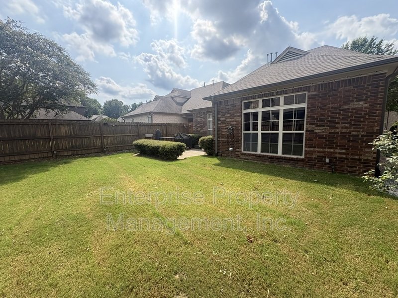 Bright property image