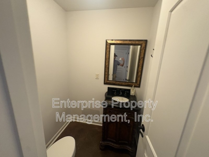 Bright property image