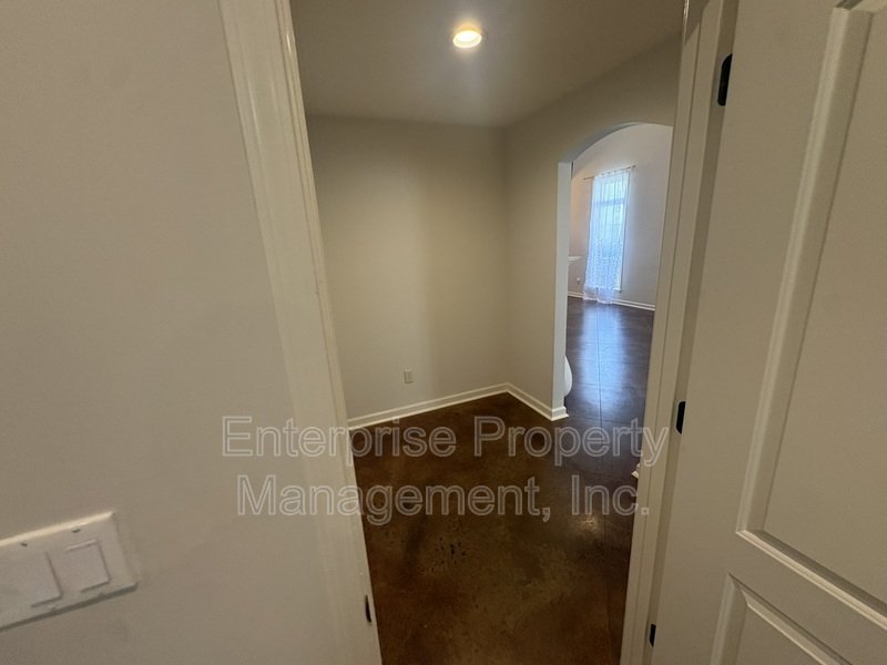 Bright property image