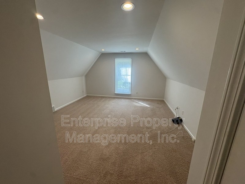 Bright property image