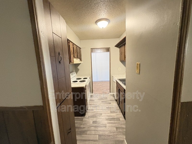 Open property image