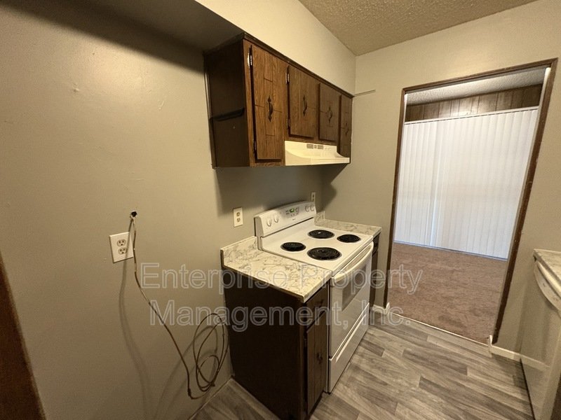 Open property image