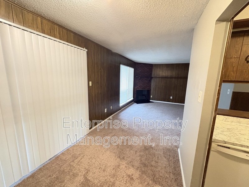 Open property image