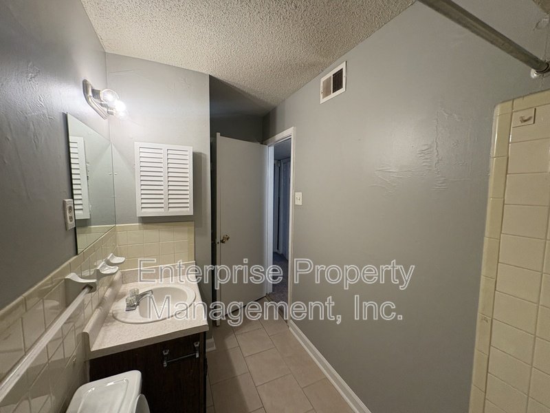 Open property image