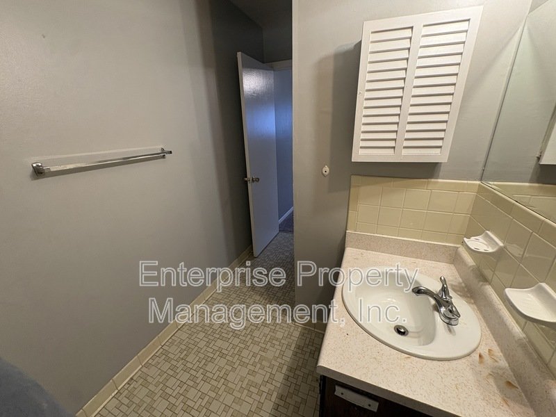 Open property image