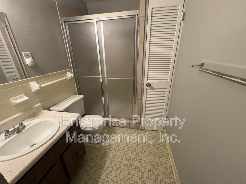 Open property image