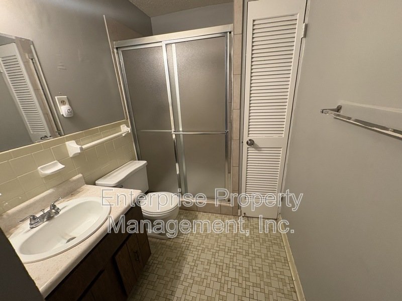 Open property image