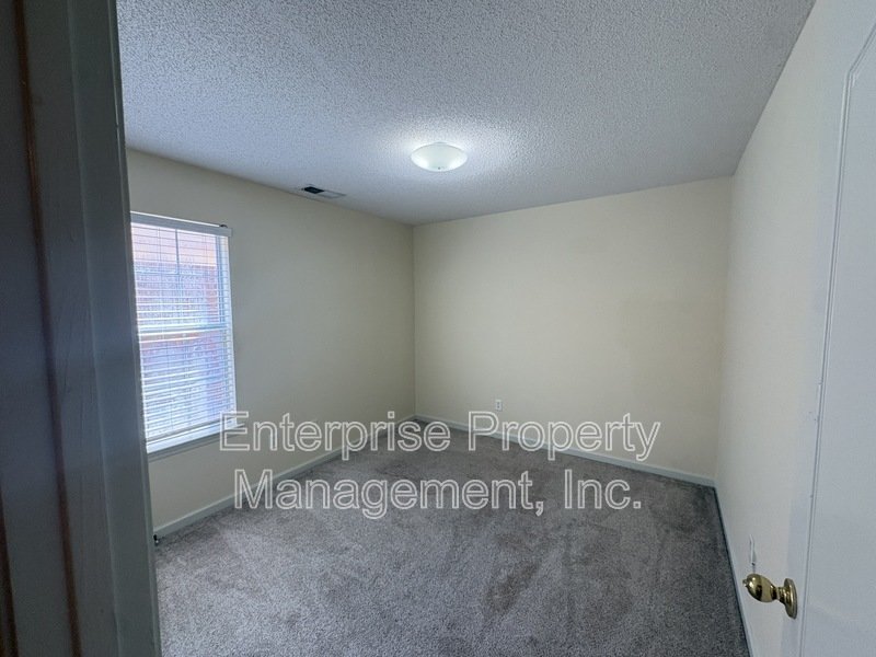 Bright property image