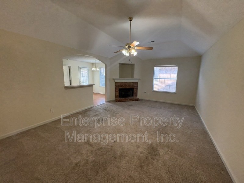 Bright property image