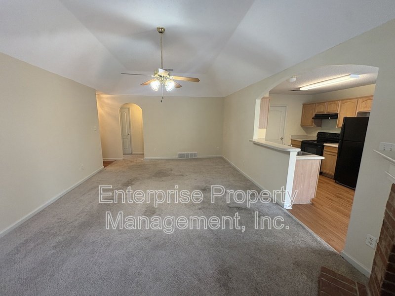 Bright property image