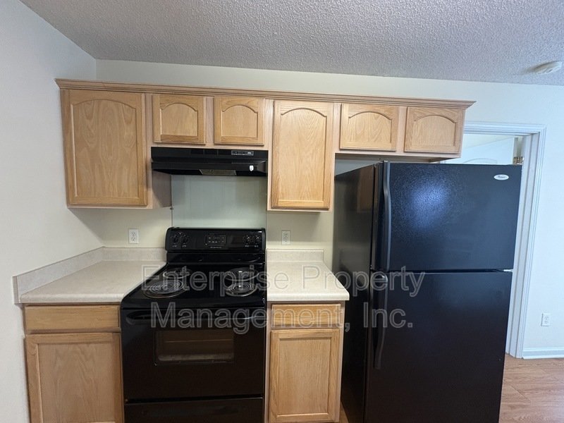 Bright property image