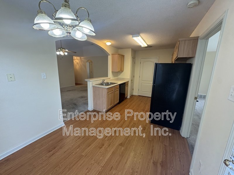 Bright property image