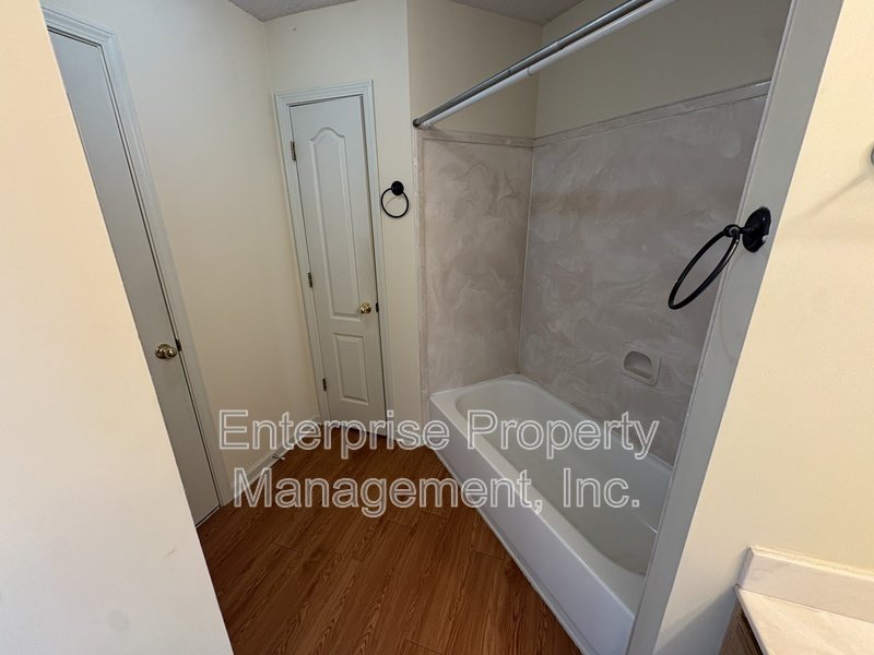 Bright property image