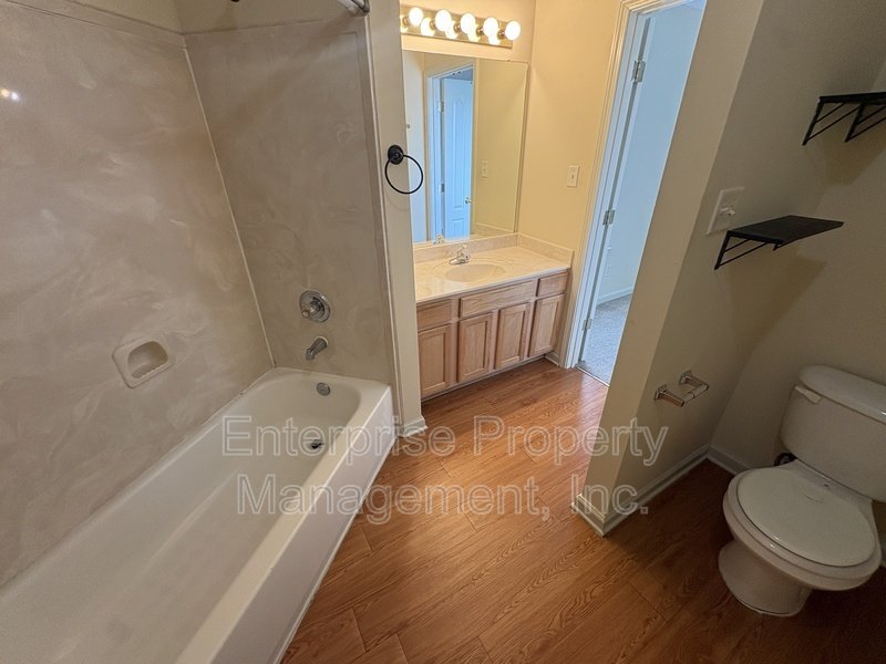 Bright property image