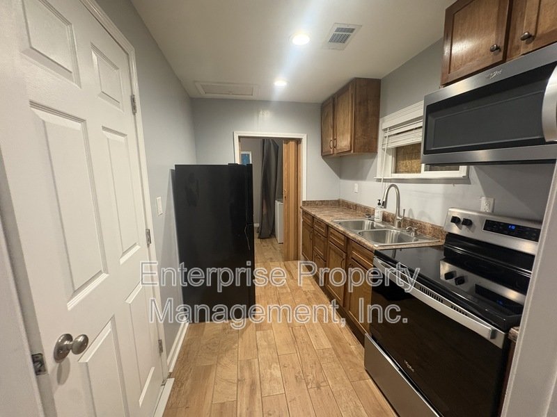 Bright property image