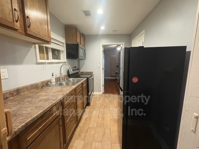 Bright property image