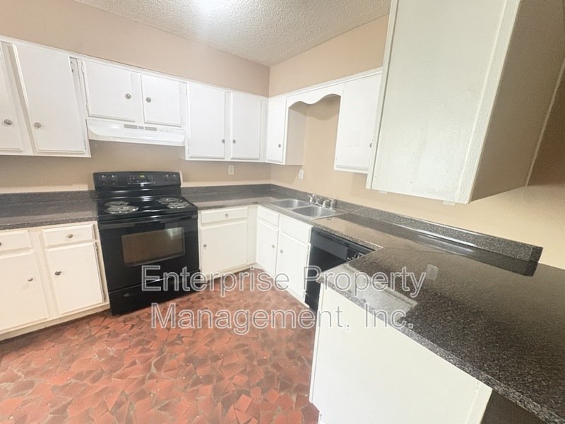 Open property image