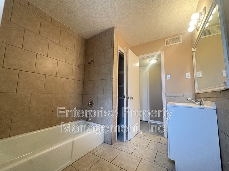 Open property image
