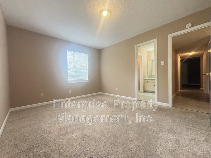 Open property image
