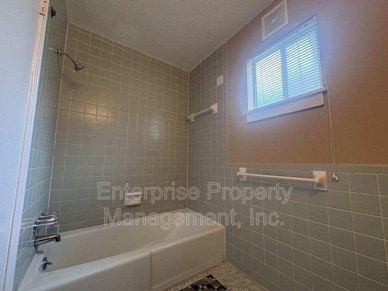 Open property image