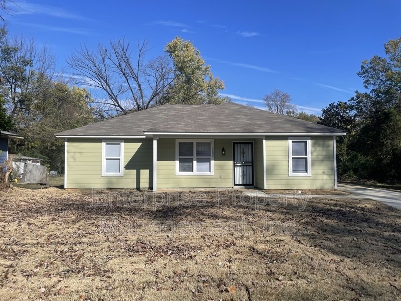 2639 Mirror Ave property image