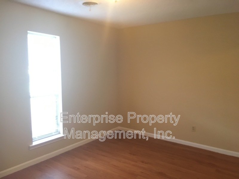 Bright property image