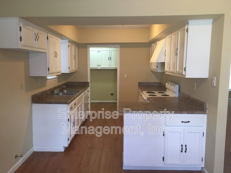 Bright property image