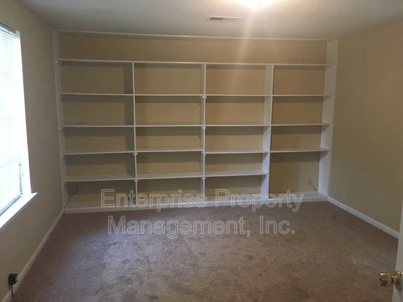 Bright property image