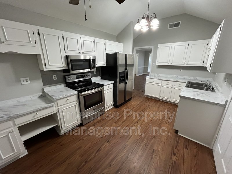 Open property image
