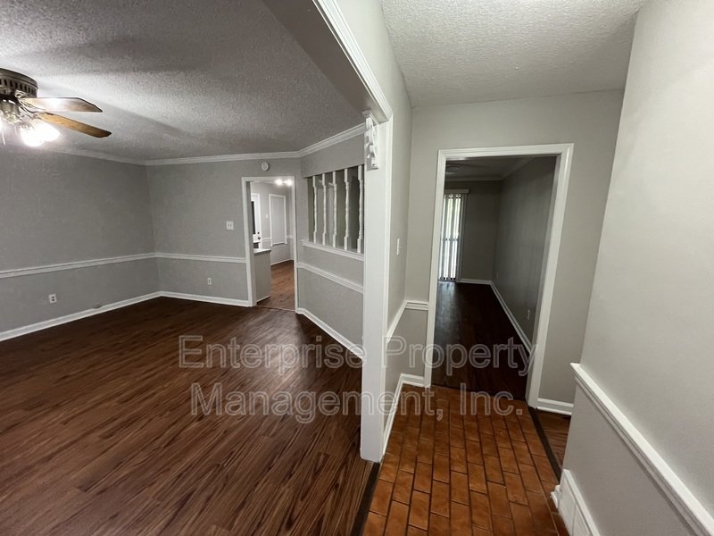 Open property image