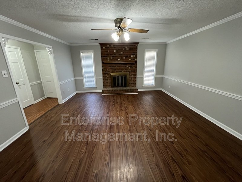 Open property image