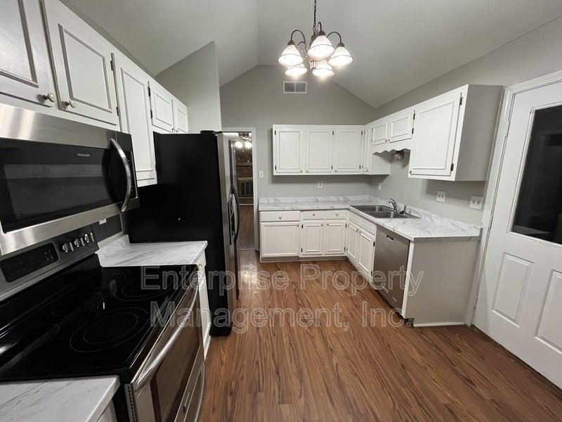 Open property image