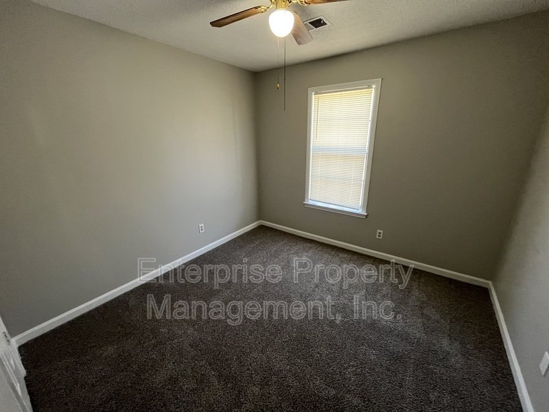 Open property image