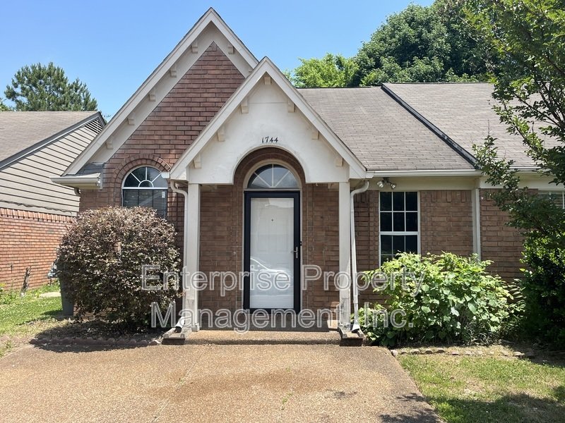 Charming property image