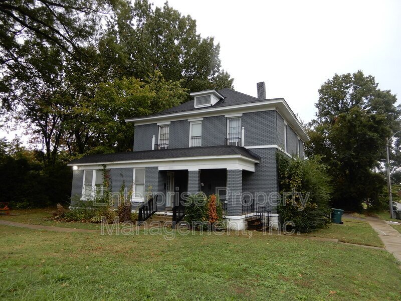 Bright property image