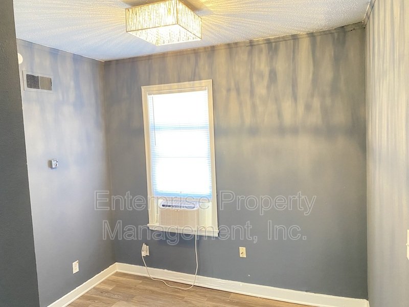 Bright property image