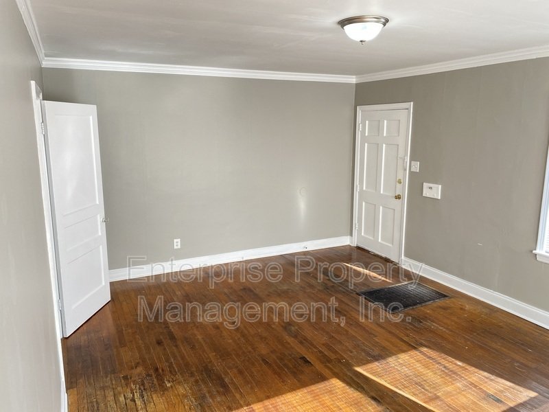 Bright property image