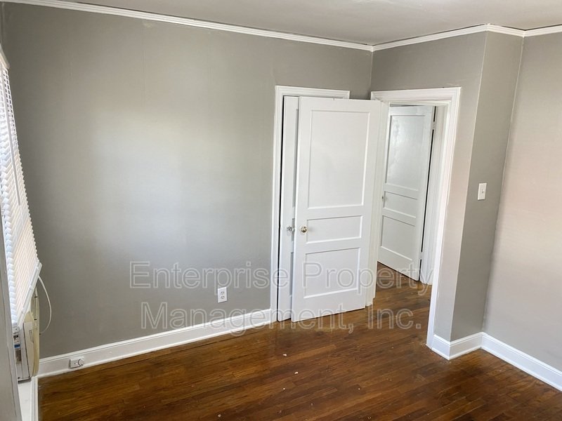 Bright property image