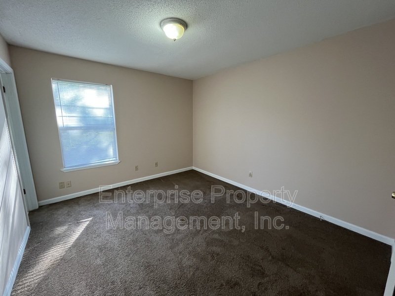 Bright property image