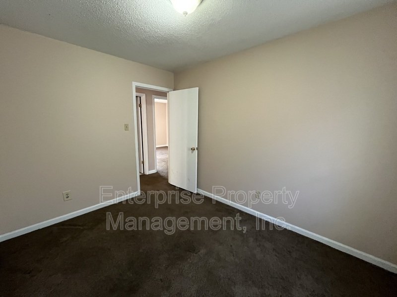 Bright property image