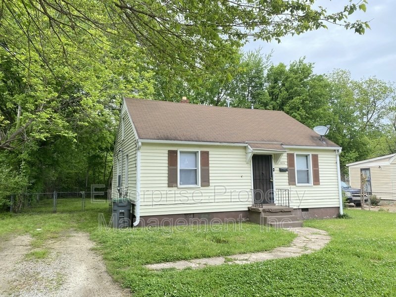Charming property image